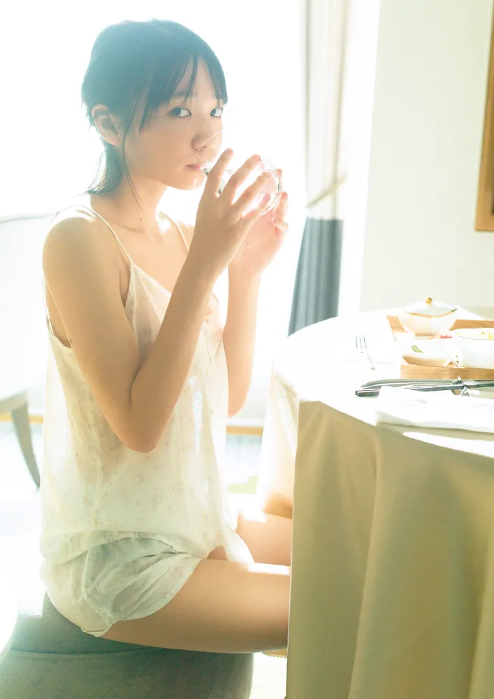 椿野ゆうこ 1st写真集 椿の色」椿野ゆうこ [タレント写真集