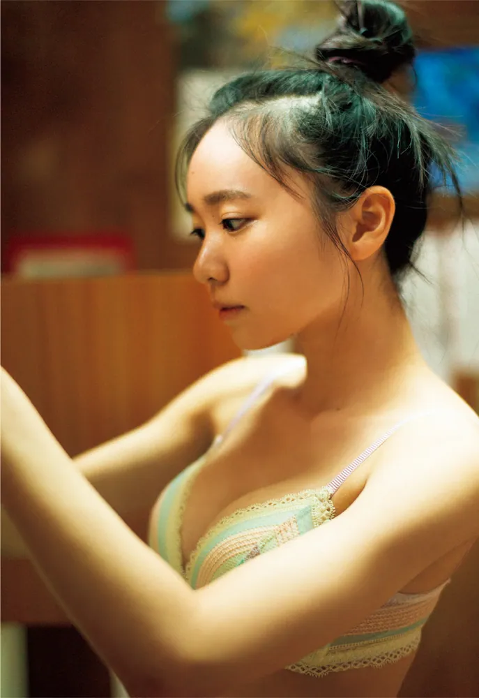 椿野ゆうこ 1st写真集 椿の色」椿野ゆうこ [タレント写真集