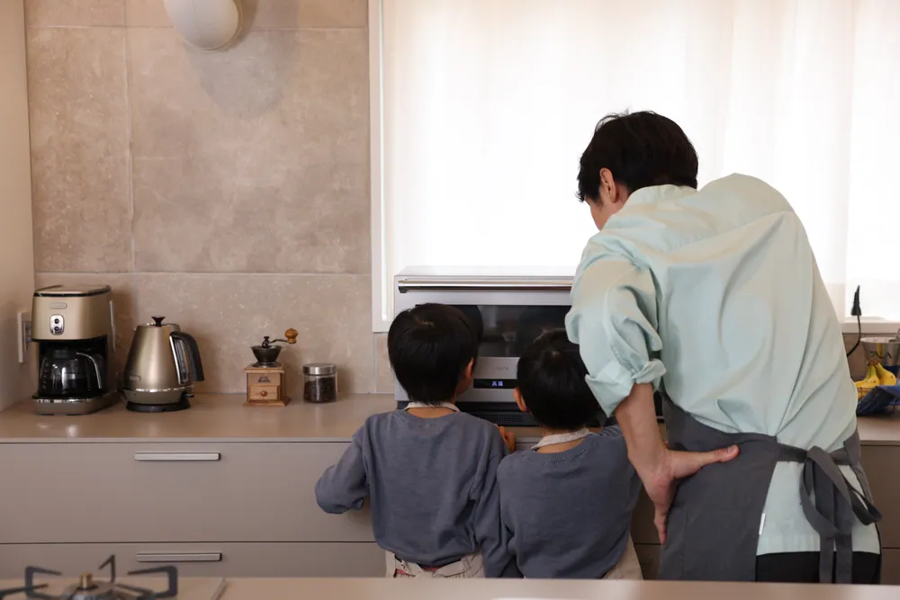 俺とスイーツ ～家族のためのお菓子作り～」高橋光臣 [生活