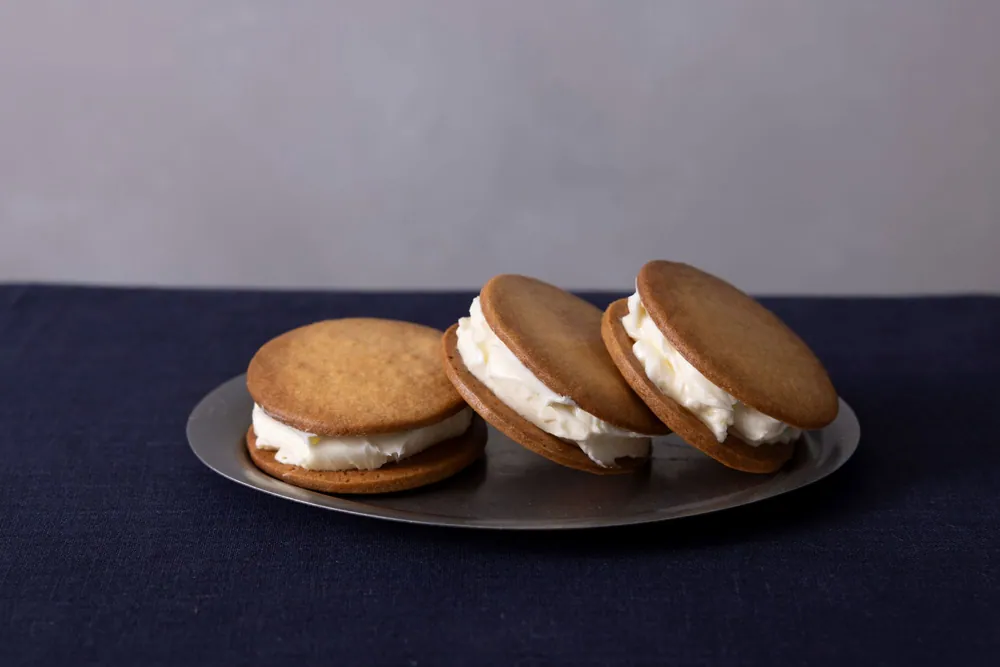 俺とスイーツ ～家族のためのお菓子作り～」高橋光臣 [生活・実用書