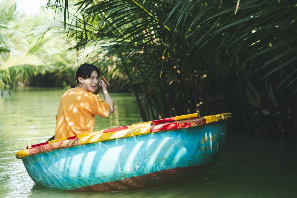 砂川脩弥2nd写真集 By me…」砂川脩弥 [タレント写真集] - KADOKAWA