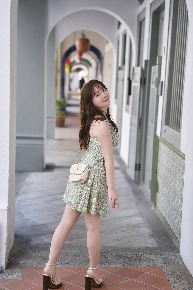 伊藤彩沙 写真集 アヤサージュ」伊藤彩沙 [タレント写真集] - KADOKAWA