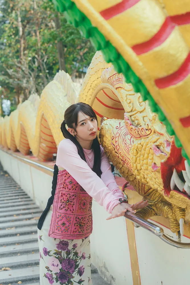 真山りか2nd写真集 まちあわせ」真山りか [タレント写真集] - KADOKAWA